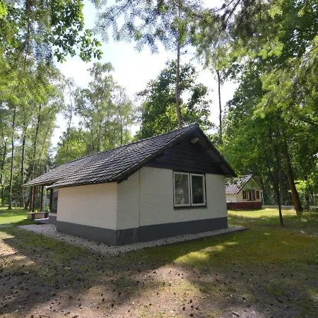 Dom wakacyjny In Near Nature Reserve